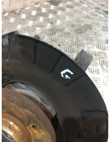 Fusee arriere gauche MINI MINI 1 R50/R53 PHASE 1 Essence