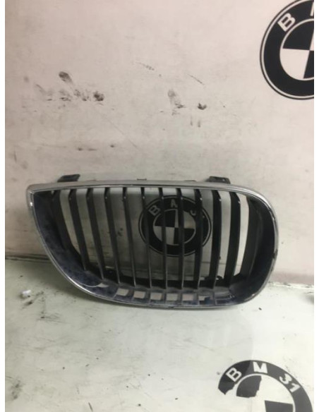 Grille de calandre droite BMW SERIE 1 E87 PHASE 1 Diesel