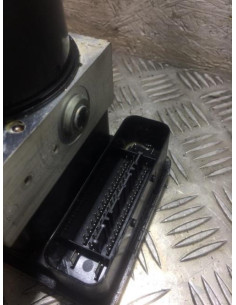 Bloc ABS (freins anti-blocage) BMW SERIE 1 E87 PHASE 1 Diesel 2