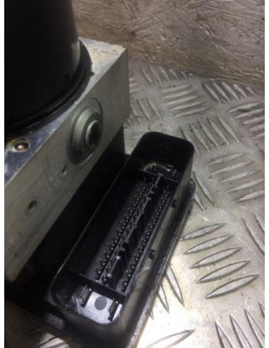Bloc ABS (freins anti-blocage) BMW SERIE 1 E87 PHASE 1 Diesel