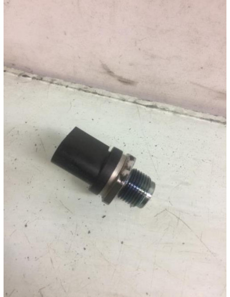 Capteur de pression de rampe injection BMW X1 E84 PHASE 1 