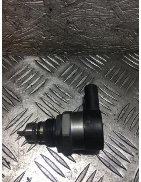 Capteur de pression de rampe injection BMW SERIE 1 E81 