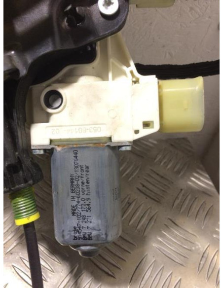 Leve vitre electrique avant droit BMW SERIE 5 F11 TOURING PHASE 1 BREAK Diesel