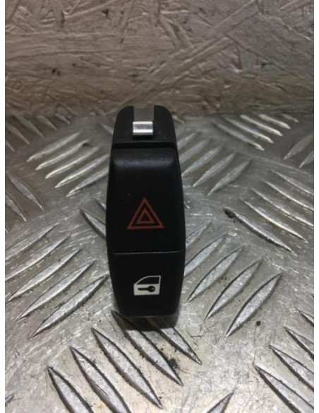 Bouton de warning BMW SERIE 5 E60 PHASE 2 Diesel
