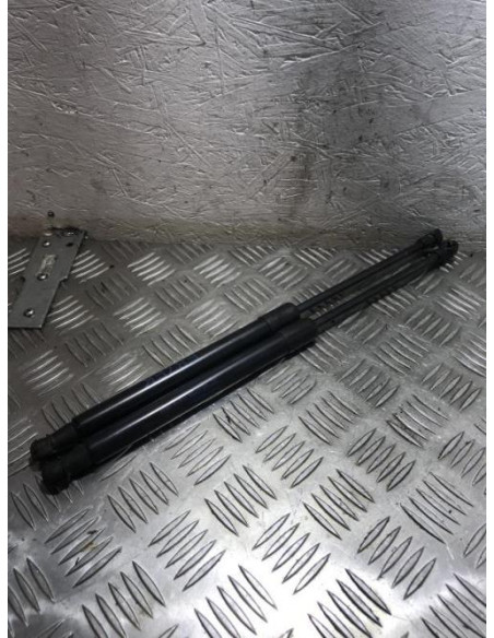Verin de capot BMW SERIE 1 E87 PHASE 2 Diesel