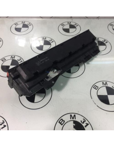 Porte fusible BMW SERIE 6 E63 COUPE PHASE 1 Essence