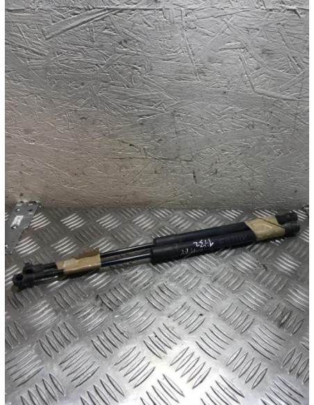 Verin de coffre BMW SERIE 1 E81 Diesel