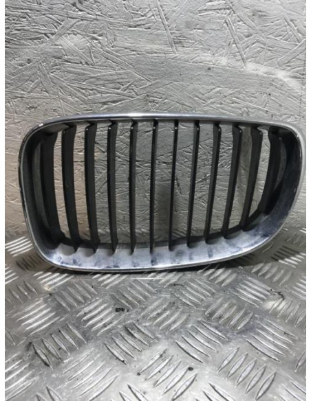 Grille de calandre gauche BMW SERIE 1 E81 Diesel