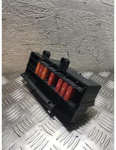 Porte fusible BMW SERIE 7 E65 PHASE 2 Diesel