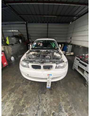 Fusee avant gauche BMW SERIE 1 E81 Diesel