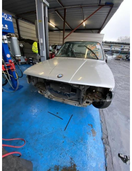 Lunette arriere BMW SERIE 3 E30 Essence