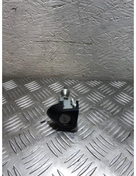 Barillet porte avant gauche BMW SERIE 1 E81 Diesel