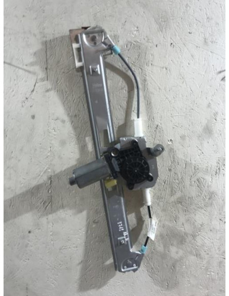 Leve vitre electrique arriere gauche BMW SERIE 3 E46 PHASE 1 Essence