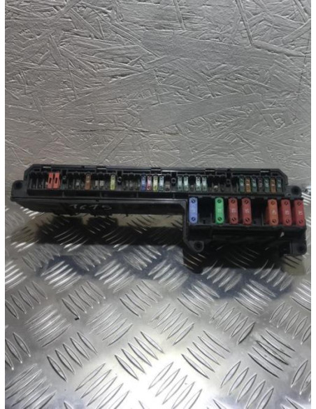 Porte fusible BMW SERIE 5 E60 PHASE 1 Diesel