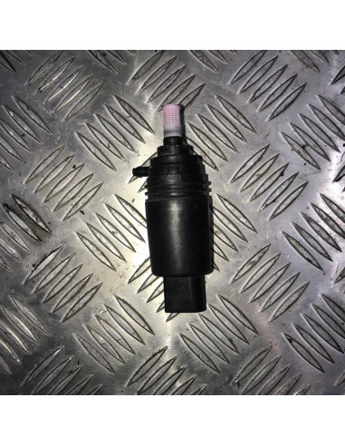 Pompe lave glace avant BMW SERIE 1 E87 PHASE 1 Diesel