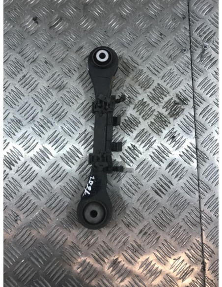 Bras de suspension superieur arriere droit BMW SERIE 1 F21 PHASE 1 Diesel