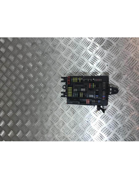 Porte fusible BMW SERIE 1 F21 PHASE 1 Diesel