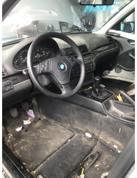 Support aile gauche BMW SERIE 3 E46 PHASE 1 Essence