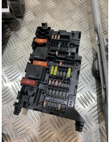 Porte fusible MINI MINI 3 F56 PHASE 1 Diesel