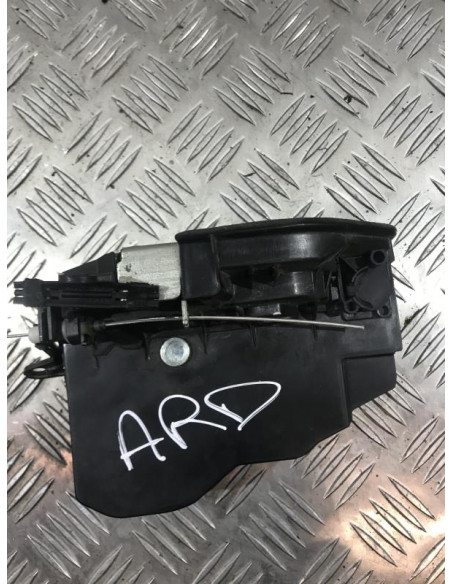 Serrure arriere droit BMW SERIE 1 E87 PHASE 1 