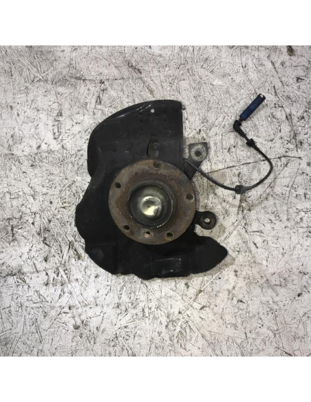Fusee avant gauche BMW SERIE 3 E46 CABRIO PHASE 1 Essence