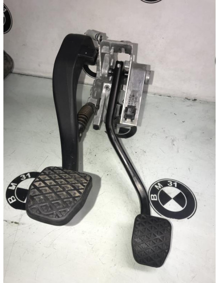 Pedalier BMW SERIE 1 (E81) 