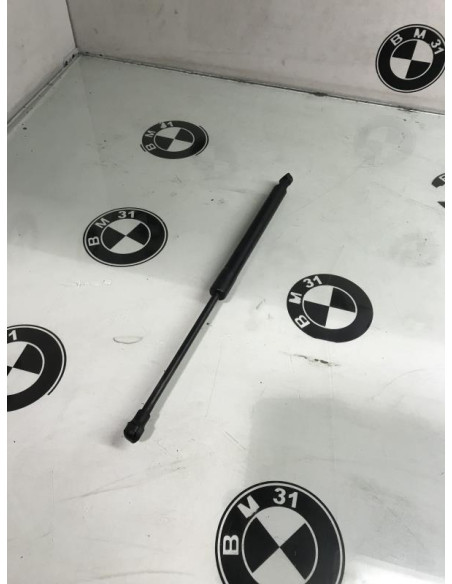 Verin de capot BMW SERIE 1 E87 PHASE 1 