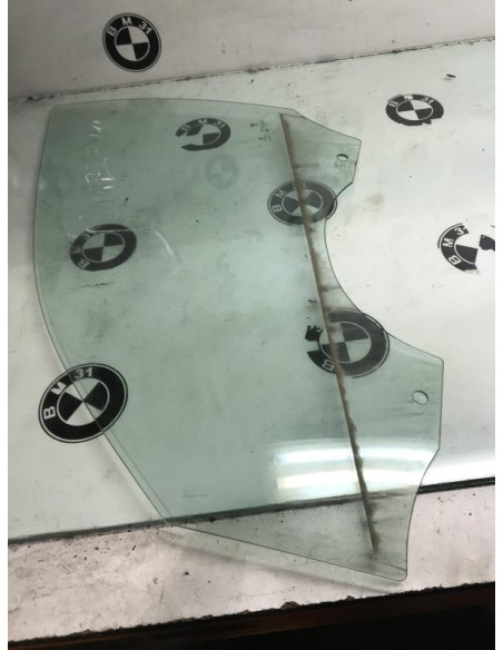 Vitre avant gauche BMW SERIE 1 (F20) 