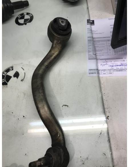 Bras de suspension superieur avant gauche BMW  Diesel
