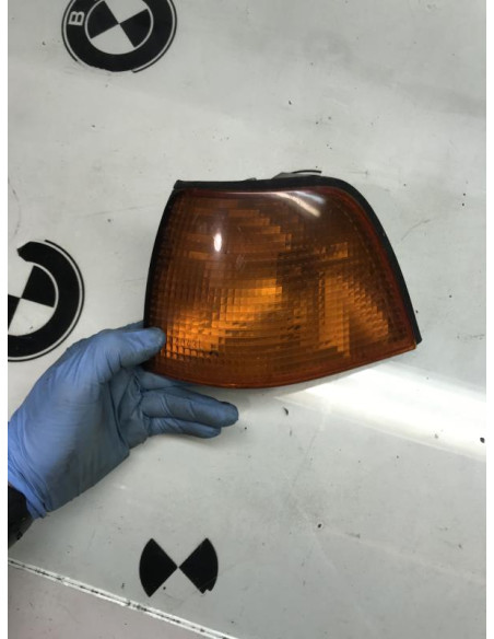 Optique avant secondaire gauche (feux)(clignotant) BMW SERIE 3 (E36) 