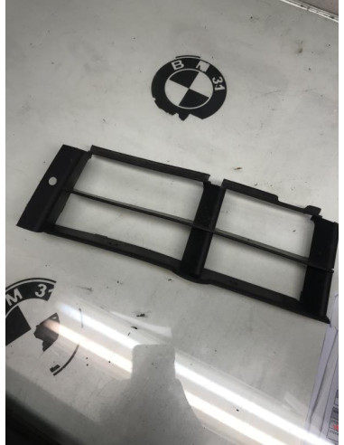 Grille de pare choc BMW SERIE 5 E39 PHASE 2 Diesel