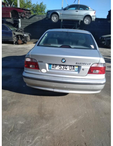 Grille de pare choc BMW SERIE 5 E39 PHASE 2 Diesel