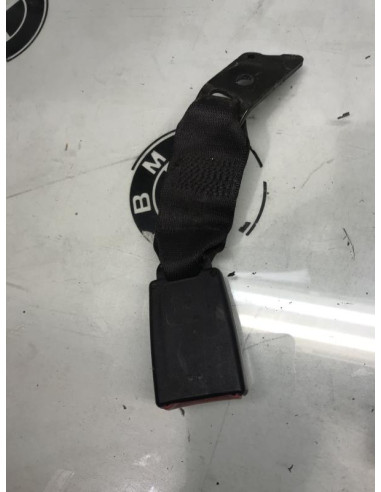 Attache ceinture arriere centrale BMW SERIE 5 E39 PHASE 2 Diesel