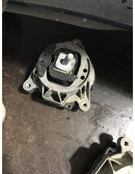 Support moteur droit BMW SERIE 1 (F20) 