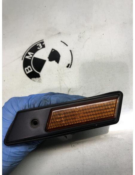 Repetiteur clignotant avant droit  (Feux) BMW SERIE 3 (E36) 