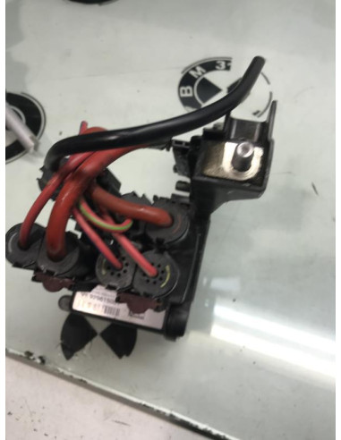 Porte fusible BMW SERIE 1 F21 PHASE 1 Diesel