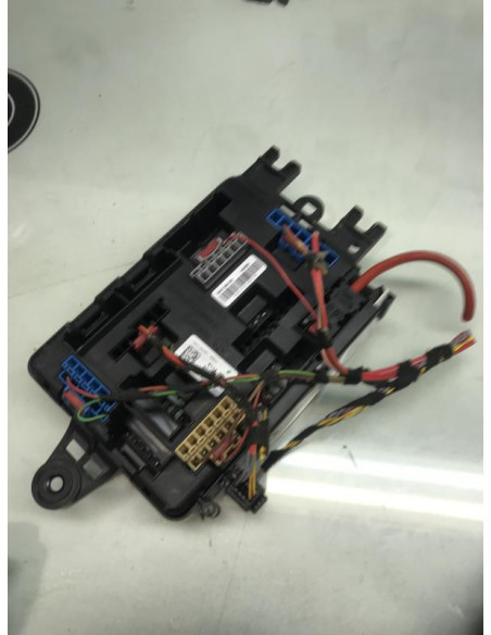 Porte fusible BMW SERIE 1 F21 PHASE 1 Diesel
