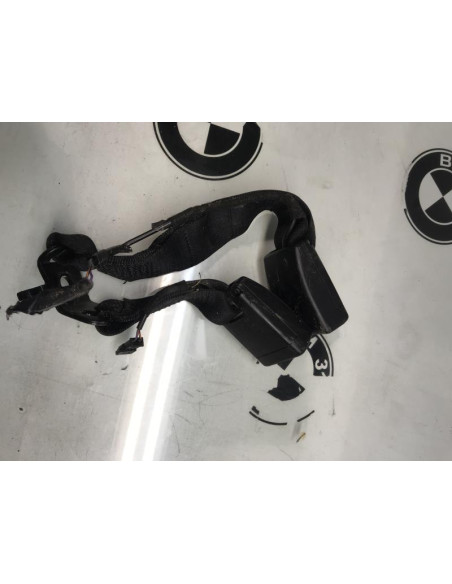 Attache ceinture arriere centrale BMW SERIE 1 F21 PHASE 1 Diesel