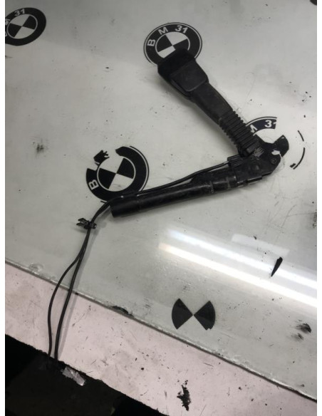 Pretensionneur de ceinture avant droit BMW SERIE 1 E87 PHASE 1 