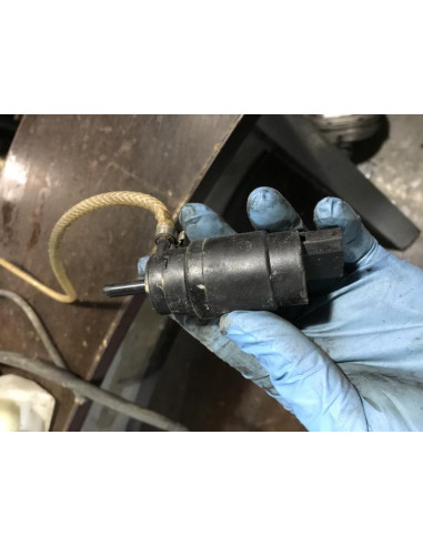 Pompe lave glace avant BMW  