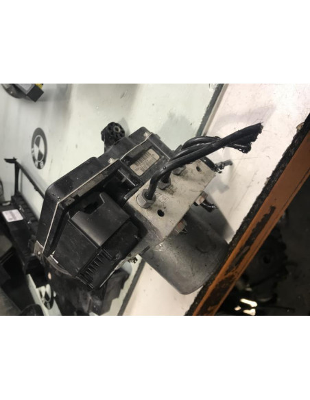 Bloc ABS (freins anti-blocage) BMW X3 (E83) PHASE 1 
