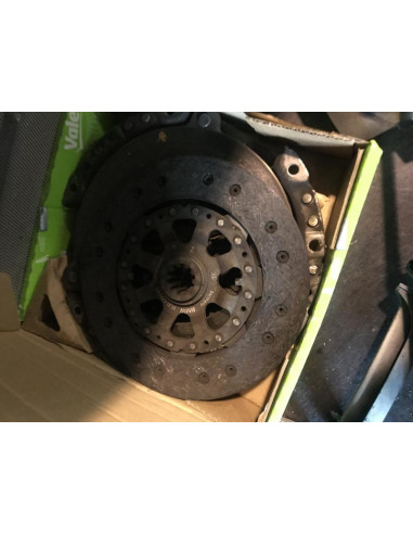 Embrayage BMW SERIE 5 E34 