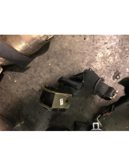 Ceinture arriere gauche BMW SERIE 3 E30 