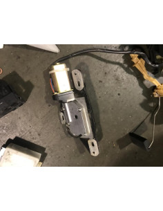 Serrure de coffre BMW  