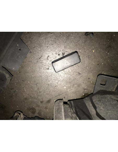 Bouton de warning BMW SERIE 3 (E36) 