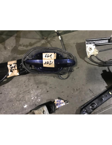 Poignee porte arriere droit BMW SERIE 5 E61 TOURING PHASE 1 BREAK 