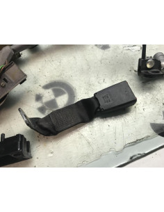 Attache ceinture arriere centrale BMW SERIE 5 (E60) PHASE 1 