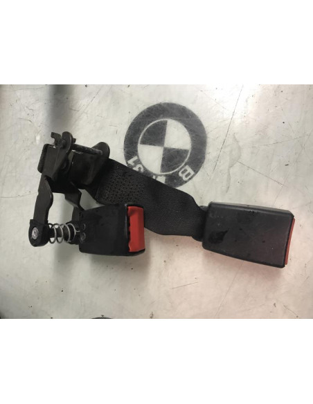 Attache ceinture arriere centrale BMW SERIE 3 E46 COMPACT PHASE 1 