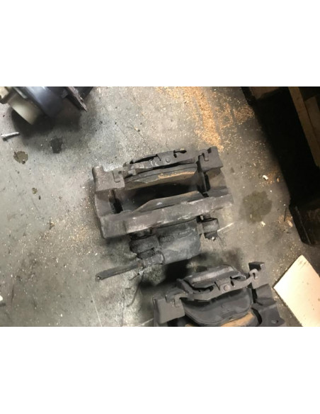 Etrier avant gauche (freinage) BMW X5 F15 Diesel