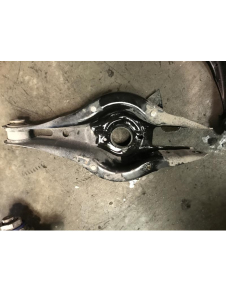 Bras inferieur arriere gauche BMW SERIE 1 F21 PHASE 1 